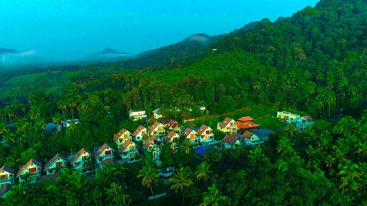Nest Resorts Athirappilly Exteriör bild