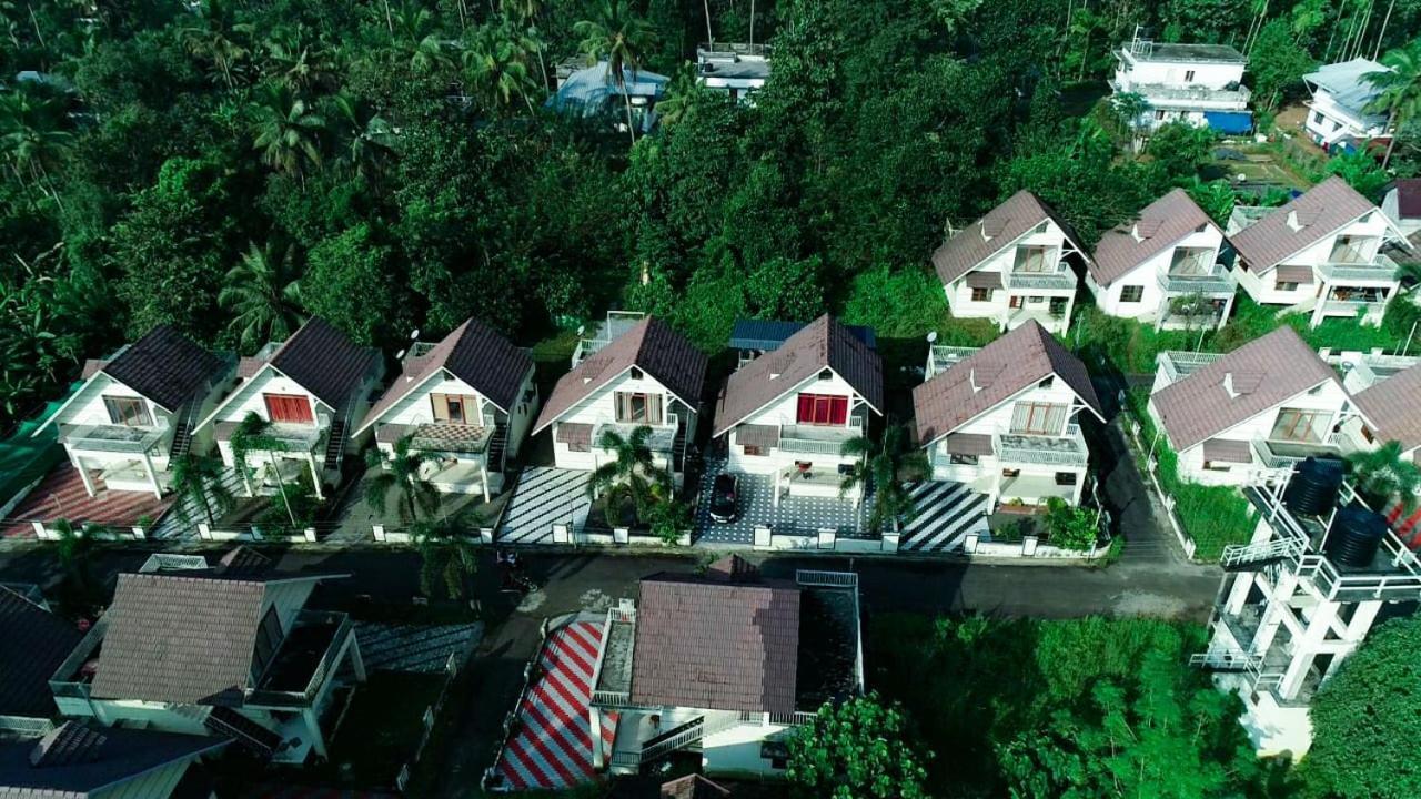 Nest Resorts Athirappilly Exteriör bild